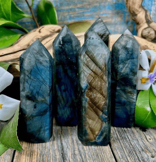 Labradorite Crystal Generator - Spirit and Stardust