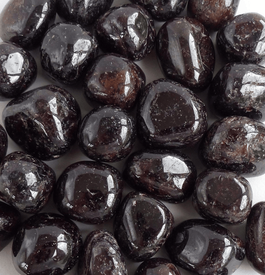 Garnet: The Stone of Sensuality - Spirit and Stardust