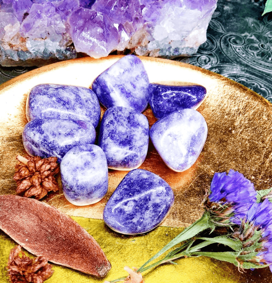 Lepidolite Crystal: The Stone of the Cosmos - Spirit and Stardust