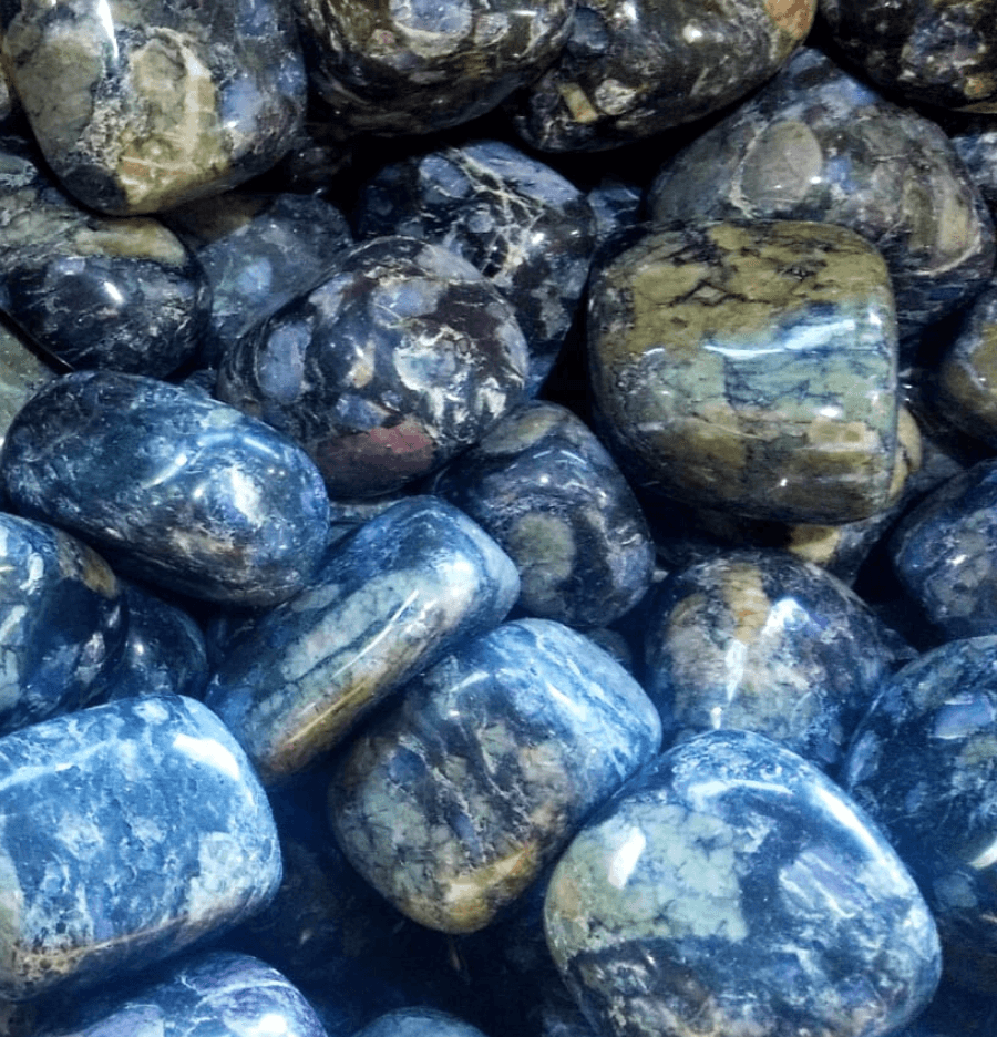 Que Sera: The Stone of Overall Healing - Spirit and Stardust