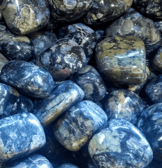 Que Sera: The Stone of Overall Healing - Spirit and Stardust