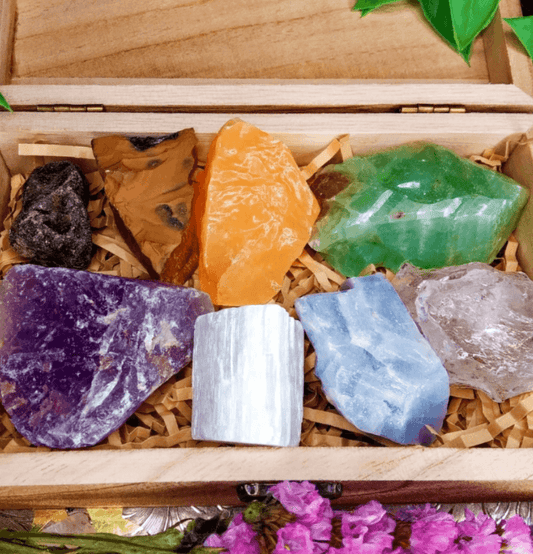 Chakra Raw Crystal Healing Set in Gift Box - Spirit and Stardust