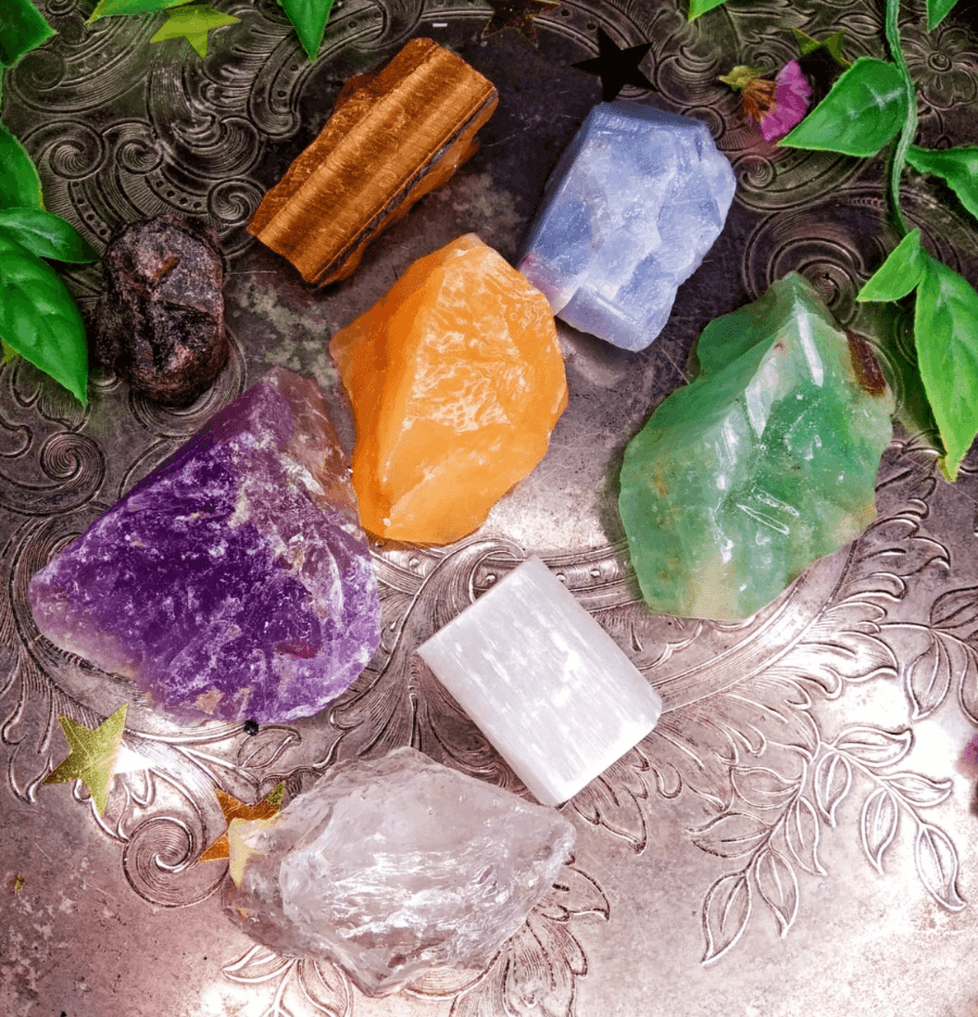 Chakra Raw Crystal Healing Set in Gift Box - Spirit and Stardust