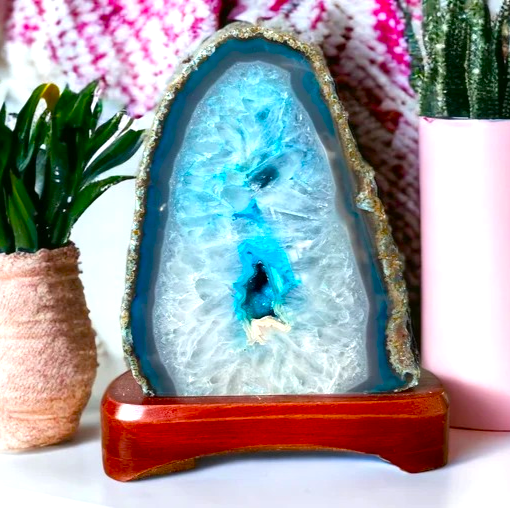 Agate Lamp With Wood Base (Teal)