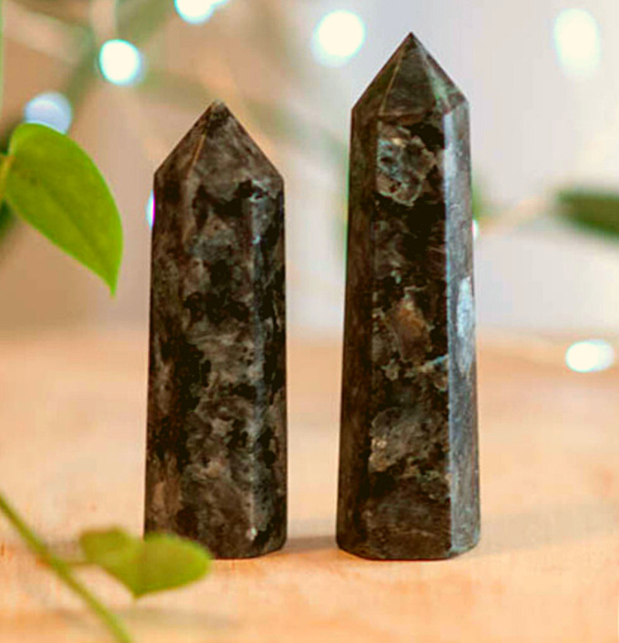 Larvikite Crystal Generator