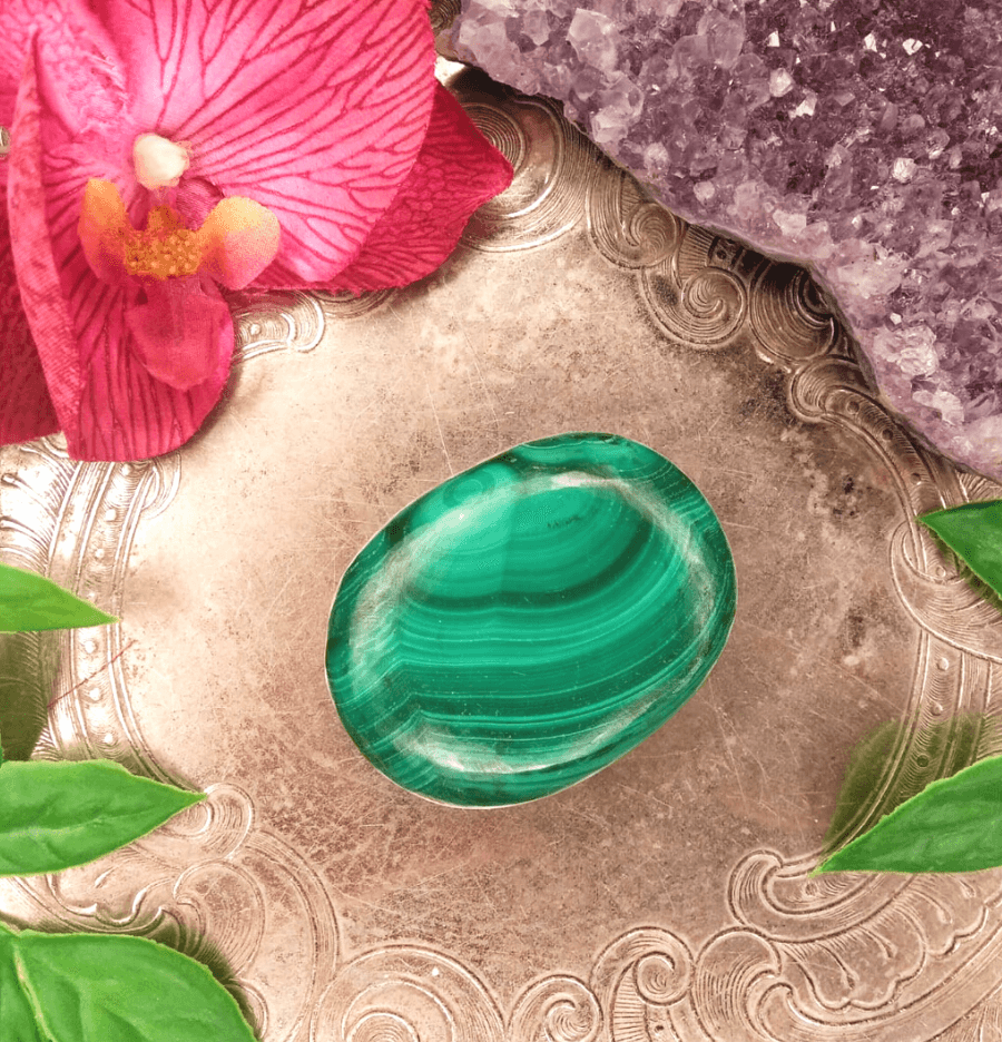 Malachite Palm Stone For Protection - Spirit and Stardust