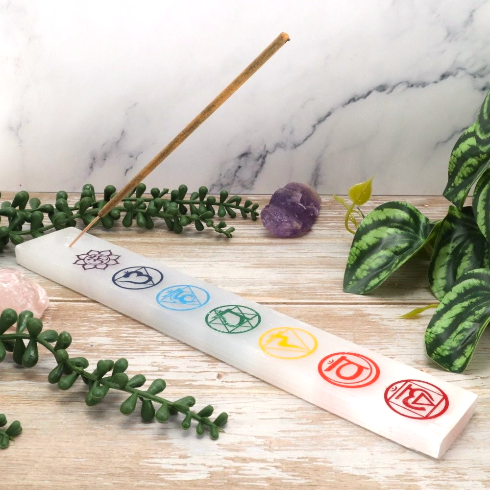 Selenite Seven Chakras Incense Holder – 25cm