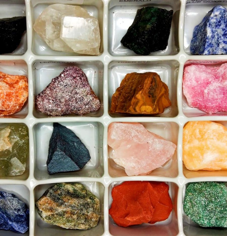 Mixed Raw Crystal Set (24 Crystals)