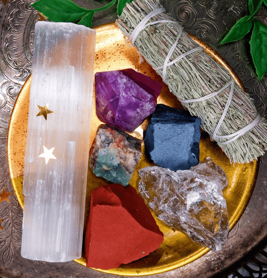 Aries Zodiac Raw Crystal Healing Set In Gift Box - Spirit and Stardust