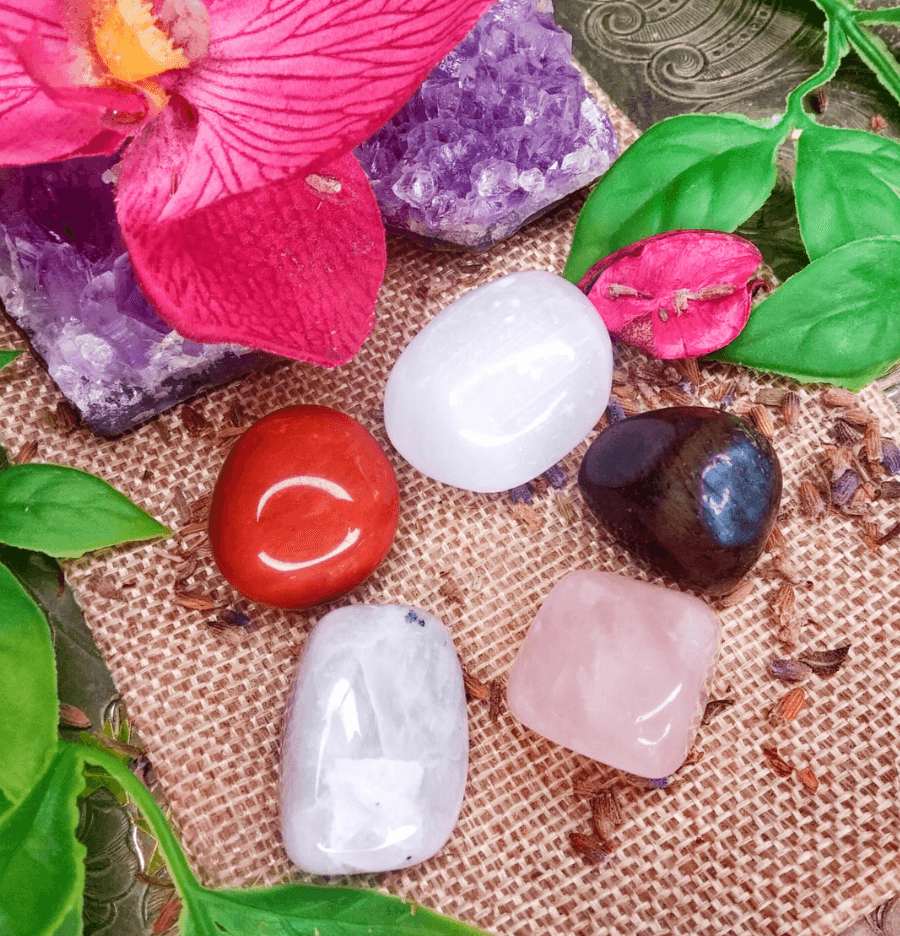 Cancer Zodiac Crystal Healing Set - Spirit and Stardust