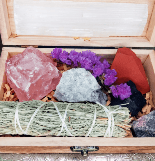 Cancer Zodiac Raw Crystal Healing Set In Gift Box - Spirit and Stardust