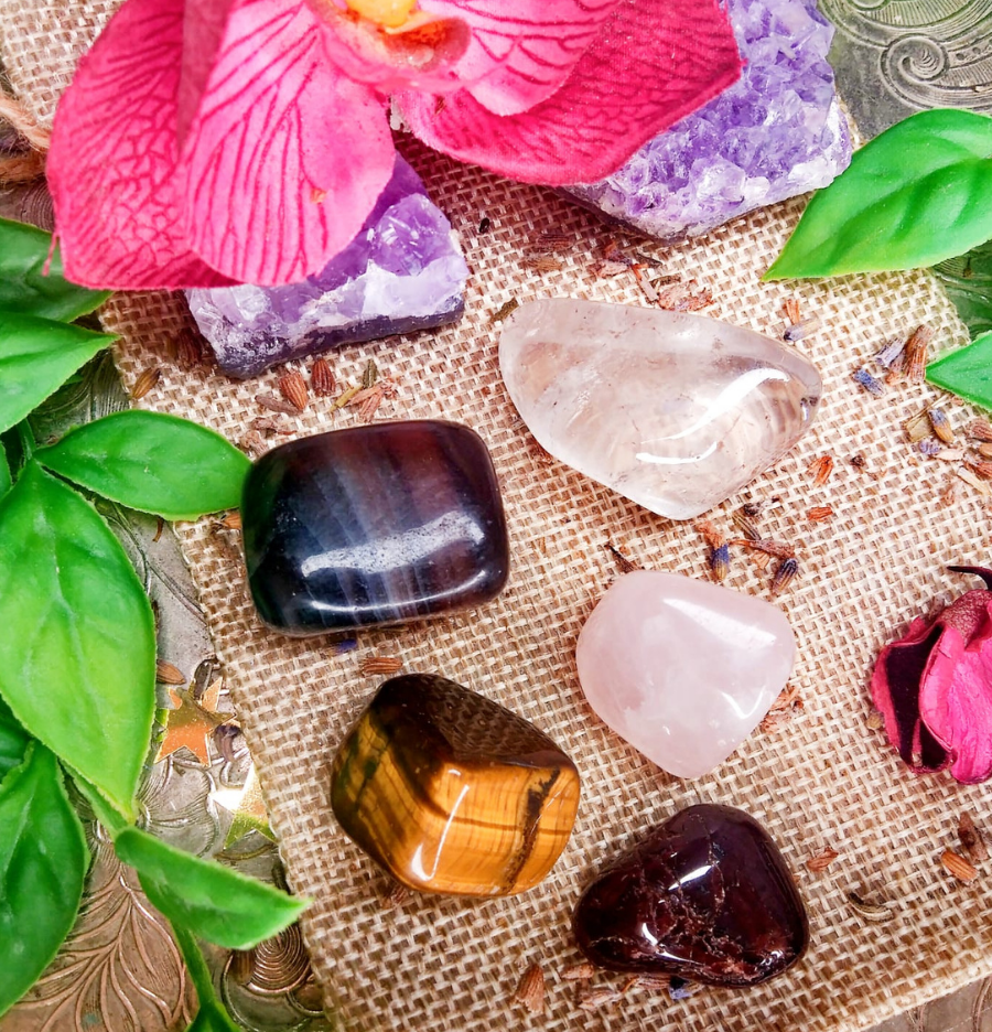 Capricorn Zodiac Crystal Healing Set