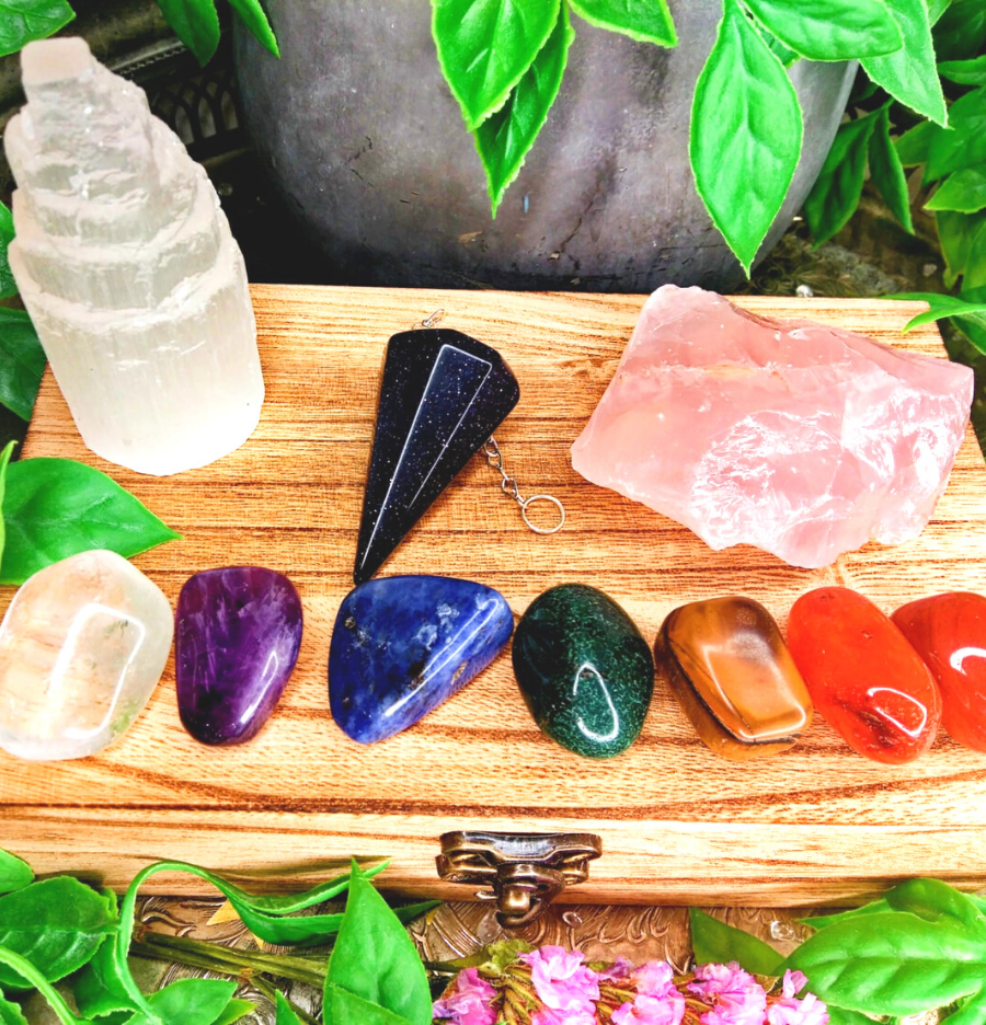 Chakra Crystal Healing Set in Gift Box