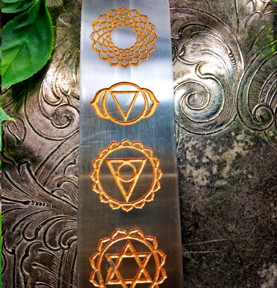 Selenite Charging Plate and Chakra Crystal Healing Set