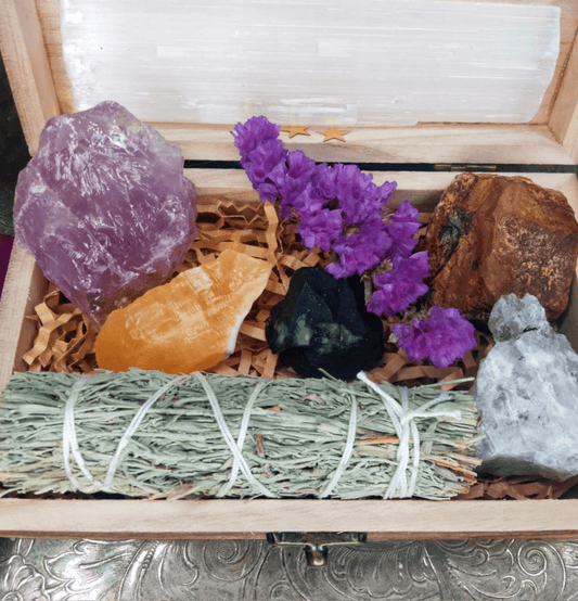 Gemini Zodiac Raw Crystal Healing Set In Gift Box - Spirit and Stardust