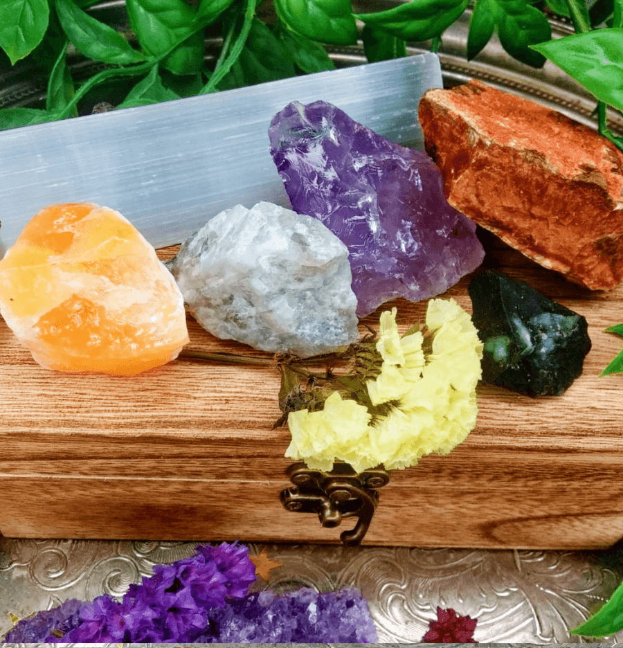 Gemini Zodiac Raw Crystal Healing Set In Gift Box - Spirit and Stardust