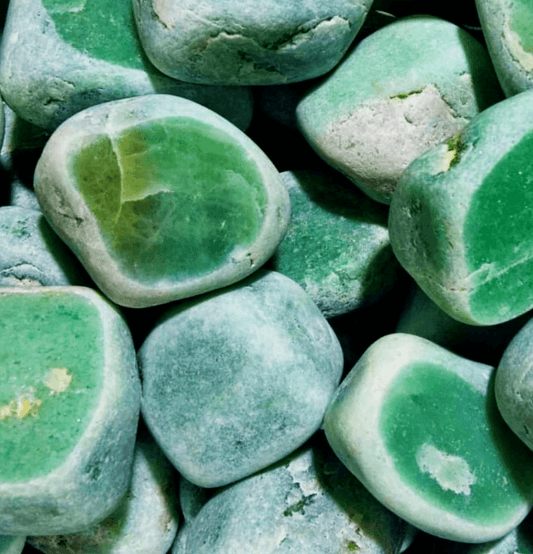 Green Aventurine Crystal Seer Stone - Spirit and Stardust
