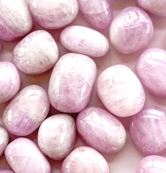 Kunzite: The Stone of Love and Spiritual Peace - Spirit and Stardust