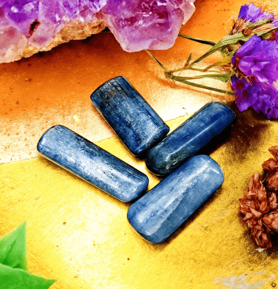 Kyanite: The Stone of Meditation - Spirit and Stardust