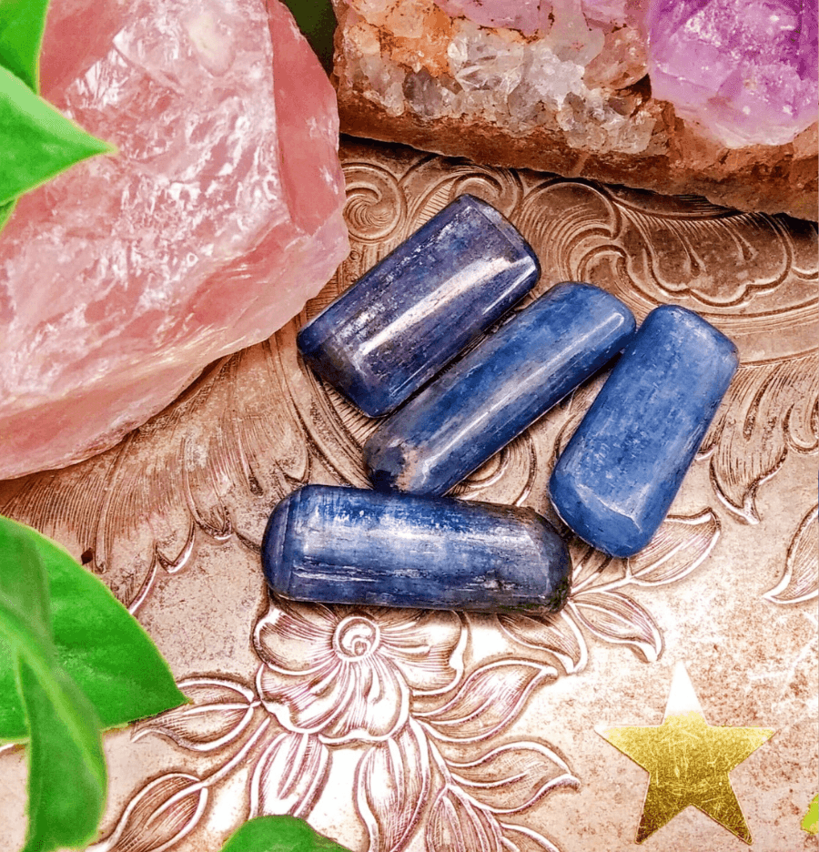 Kyanite: The Stone of Meditation - Spirit and Stardust