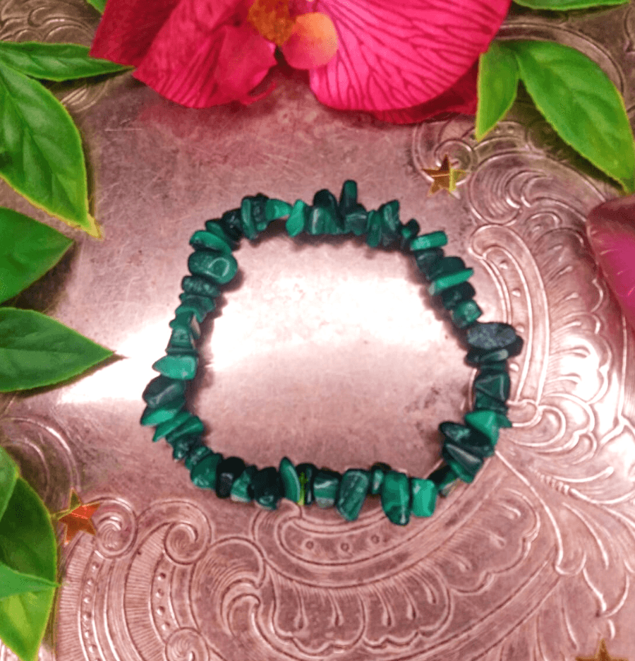 Malachite Crystal Chip Bracelet For Travel Protection - Spirit and Stardust