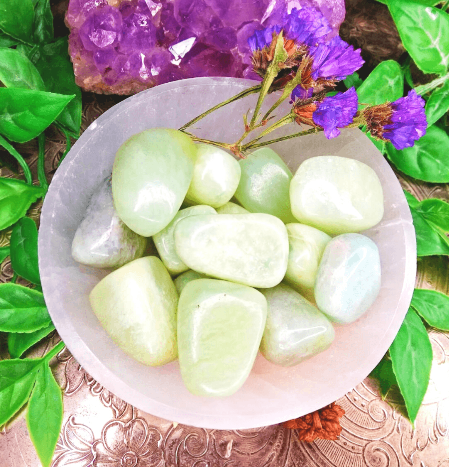 New Jade: The Stone of Kundalini Activation - Spirit and Stardust