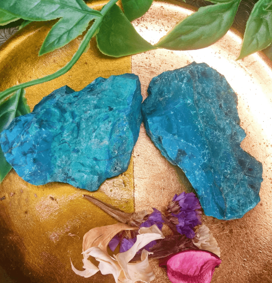 Raw Chrysocolla: The Stone of the Wise - Spirit and Stardust