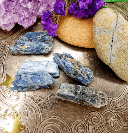 Raw Kyanite: The Stone of Meditation - Spirit and Stardust