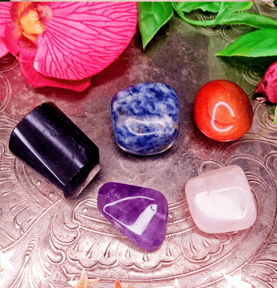 Scorpio Zodiac Crystal Healing Set - Spirit and Stardust