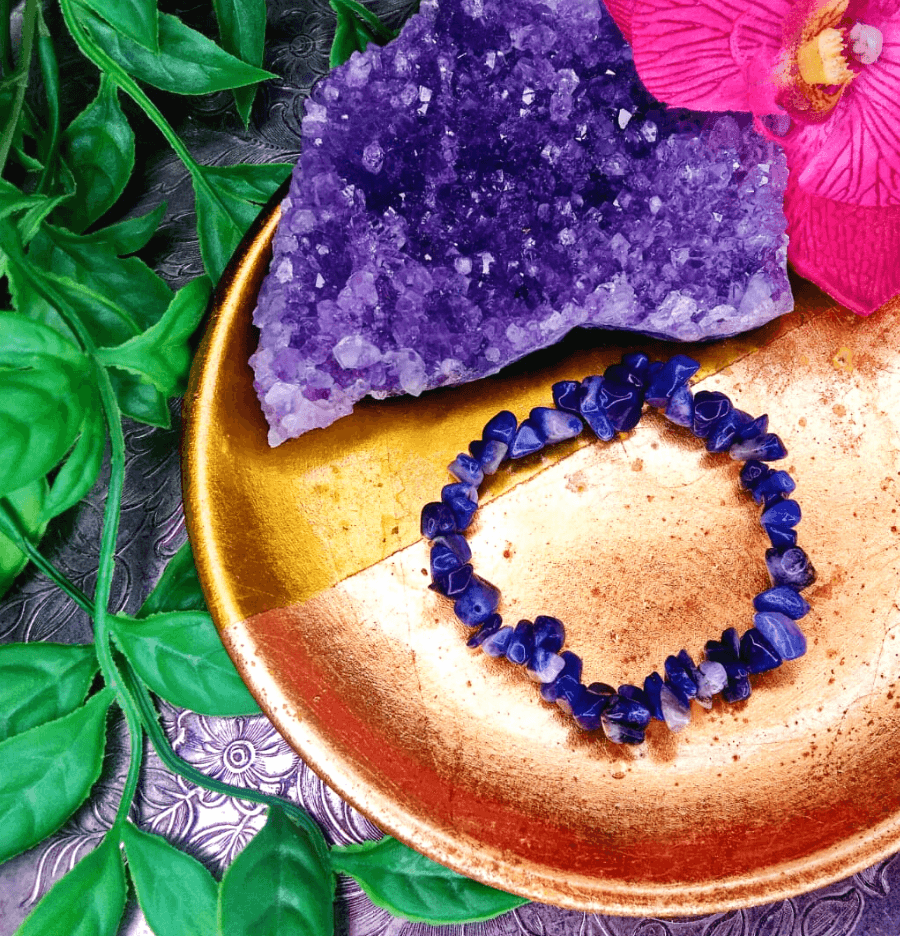 Sodalite Crystal Chip Bracelet For Wisdom and Logic - Spirit and Stardust