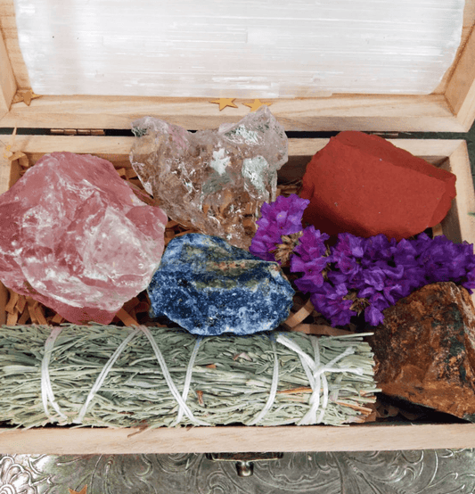 Taurus Zodiac Raw Crystal Healing Set In Gift Box - Spirit and Stardust