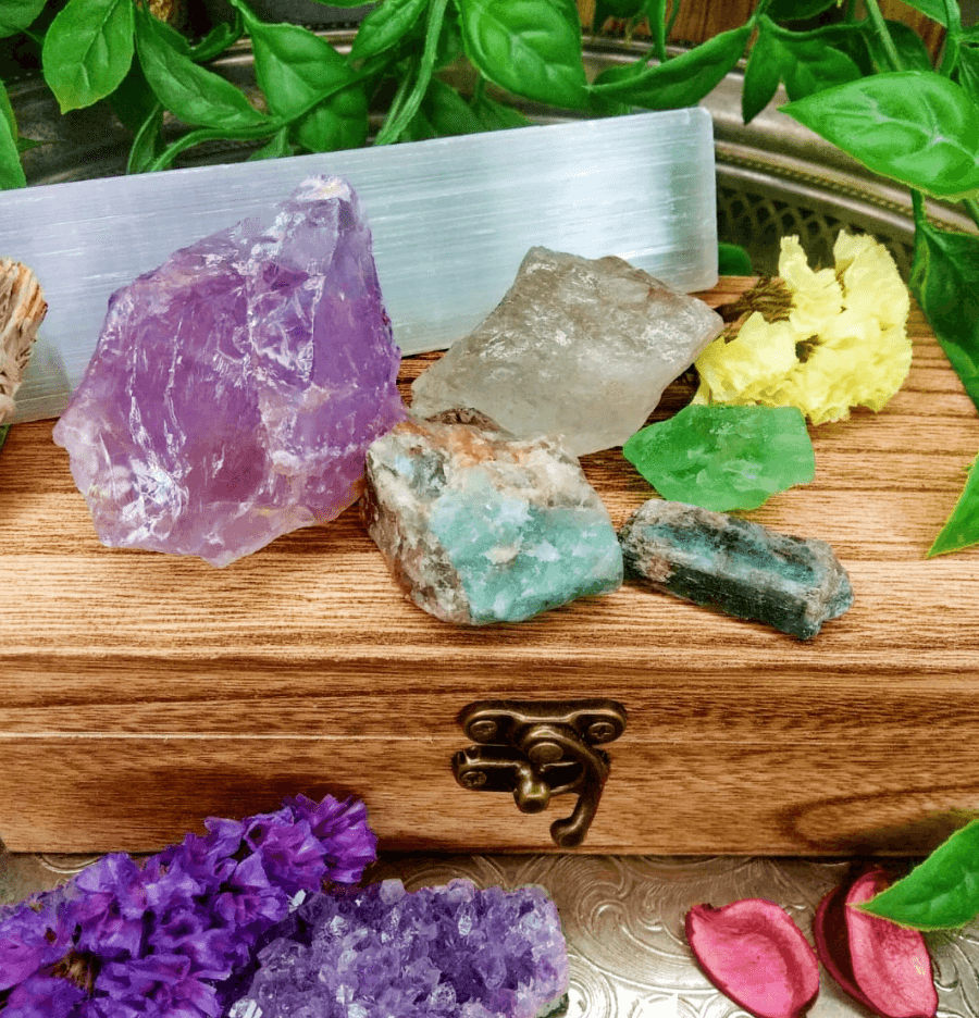 Virgo Zodiac Raw Crystal Healing Set In Gift Box - Spirit and Stardust