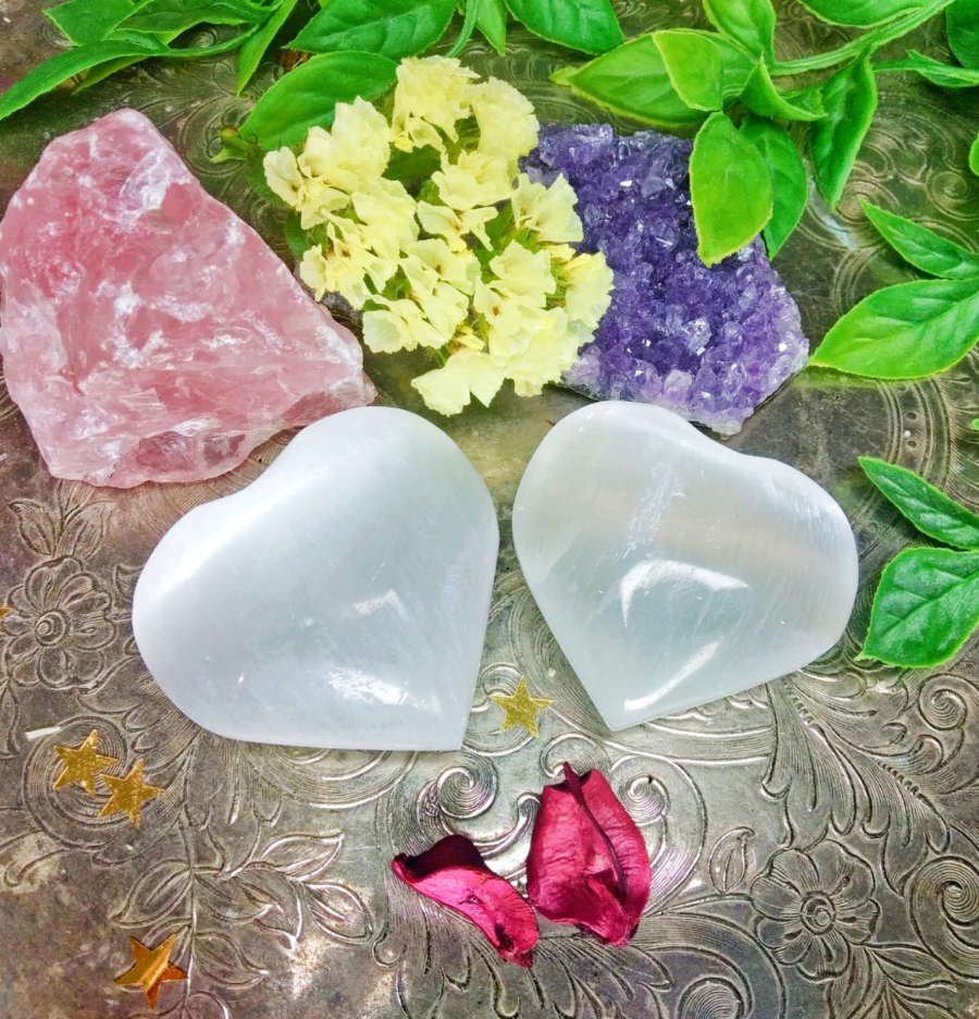 White Selenite Heart (70mm)